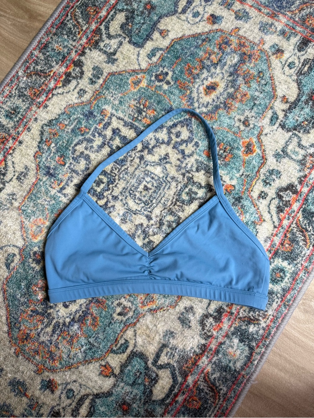 Abonlen Strappy Backless Sports Bra